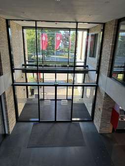 Empfangsbereich - Büro in 33775 Versmold mit 311m² mieten