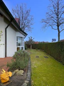 Gartenansicht - Einfamilienhaus in 33332 Gütersloh mit 150m² kaufen