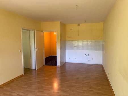 Wohn-/Essbereich mit offener Küche - Etagenwohnung in 33332 Gütersloh mit 42m² kaufen