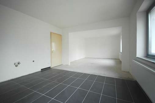 Wohn-/Essbereich, Wohnhaus EG Wohn-/Essbereich, Wohnhaus EG - Zweifamilienhaus in 33330 Gütersloh mit 170m² kaufen