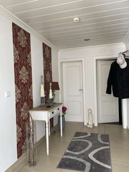 Diele - Doppelhaushälfte in 33442 Herzebrock-Clarholz mit 160m² kaufen