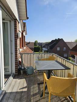 Loggia - Dachgeschosswohnung in 33378 Rheda-Wiedenbrück mit 62m² kaufen