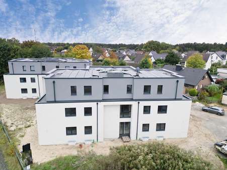 Fertigstellung IV. Quartal 2025 Fertigstellung IV. Quartal 2025 - Erdgeschosswohnung in 33758 Schloß Holte-Stukenbrock mit 80m² kaufen