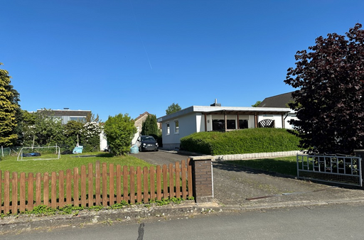 Außenansicht - Bungalow in 33739 Bielefeld mit 97m² kaufen