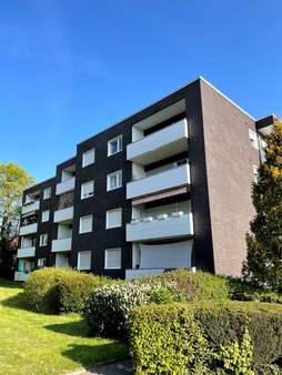 null - Etagenwohnung in 33699 Bielefeld mit 87m² kaufen