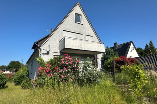 Außenansicht - Zweifamilienhaus in 33605 Bielefeld mit 163m² kaufen