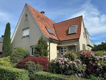 Außenansicht Außenansicht - Haus in 33605 Bielefeld mit 120m² kaufen