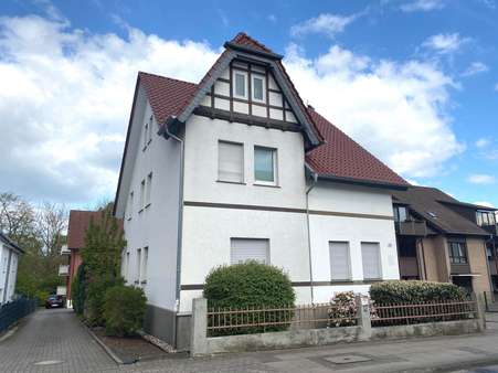 Außenansicht - Etagenwohnung in 33611 Bielefeld mit 75m² kaufen
