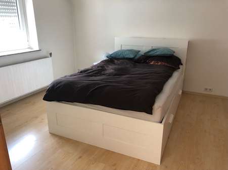 Schlafzimmer - Etagenwohnung in 33611 Bielefeld mit 75m² kaufen