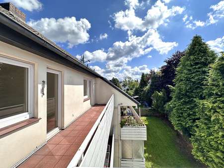 Balkon Balkon - Dachgeschosswohnung in 32547 Bad Oeynhausen mit 63m² kaufen