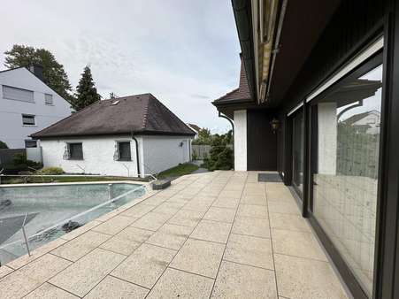 Einfamilienhaus in 33611 Bielefeld mit 262m² kaufen