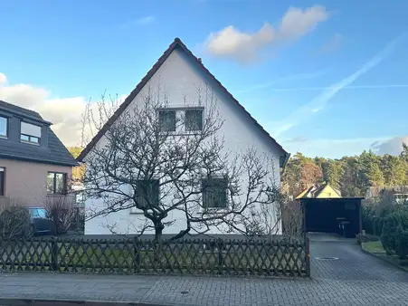 Großes Baugrundstück mit Einfamilienhaus in der beliebten Senne