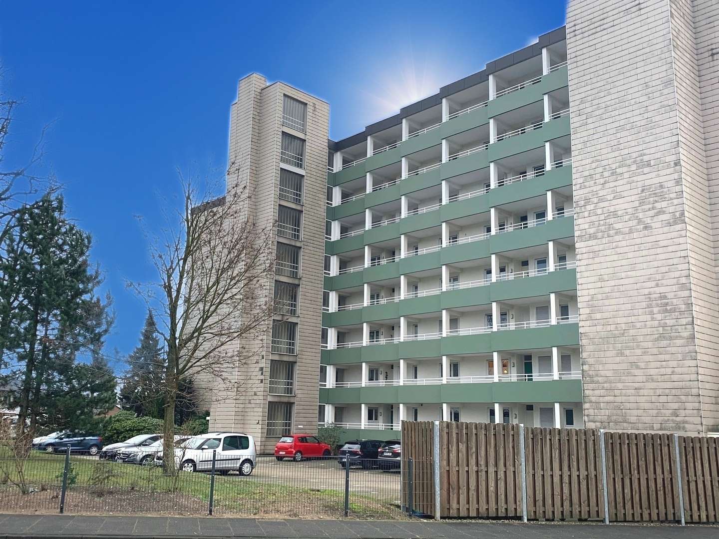 null - Etagenwohnung in 33659 Bielefeld mit 102m² günstig kaufen