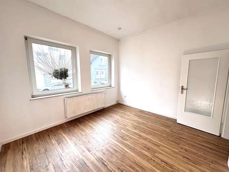 Wohnzimmer - Erdgeschosswohnung in 33604 Bielefeld mit 47m² kaufen