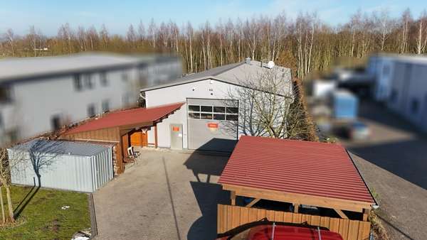 Halle in 33818 Leopoldshöhe mit 313m² kaufen
