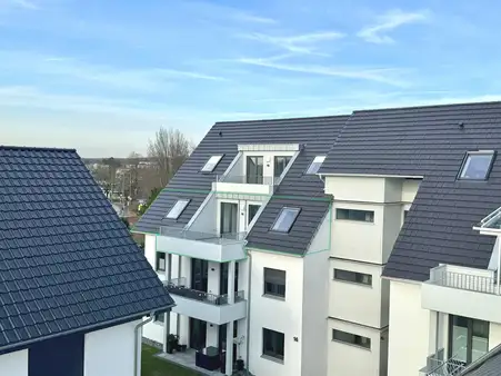 Moderne Neubauwohnung über den Dächern der Stadt!
