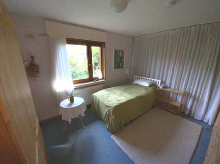 Schlafzimmer im EG - Reihenendhaus in 33813 Oerlinghausen mit 124m² kaufen