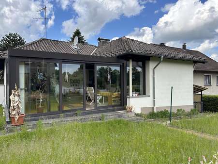Gartenansicht - Einfamilienhaus in 32683 Barntrup mit 117m² kaufen