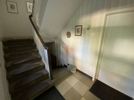 Treppenhaus mit ganz viel Charme - Mehrfamilienhaus in 32105 Bad Salzuflen mit 330m² kaufen