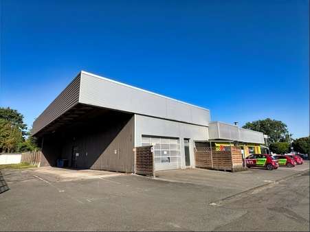 Lagerhalle Lagerhalle - Mehrfamilienhaus in 32657 Lemgo mit 323m² kaufen
