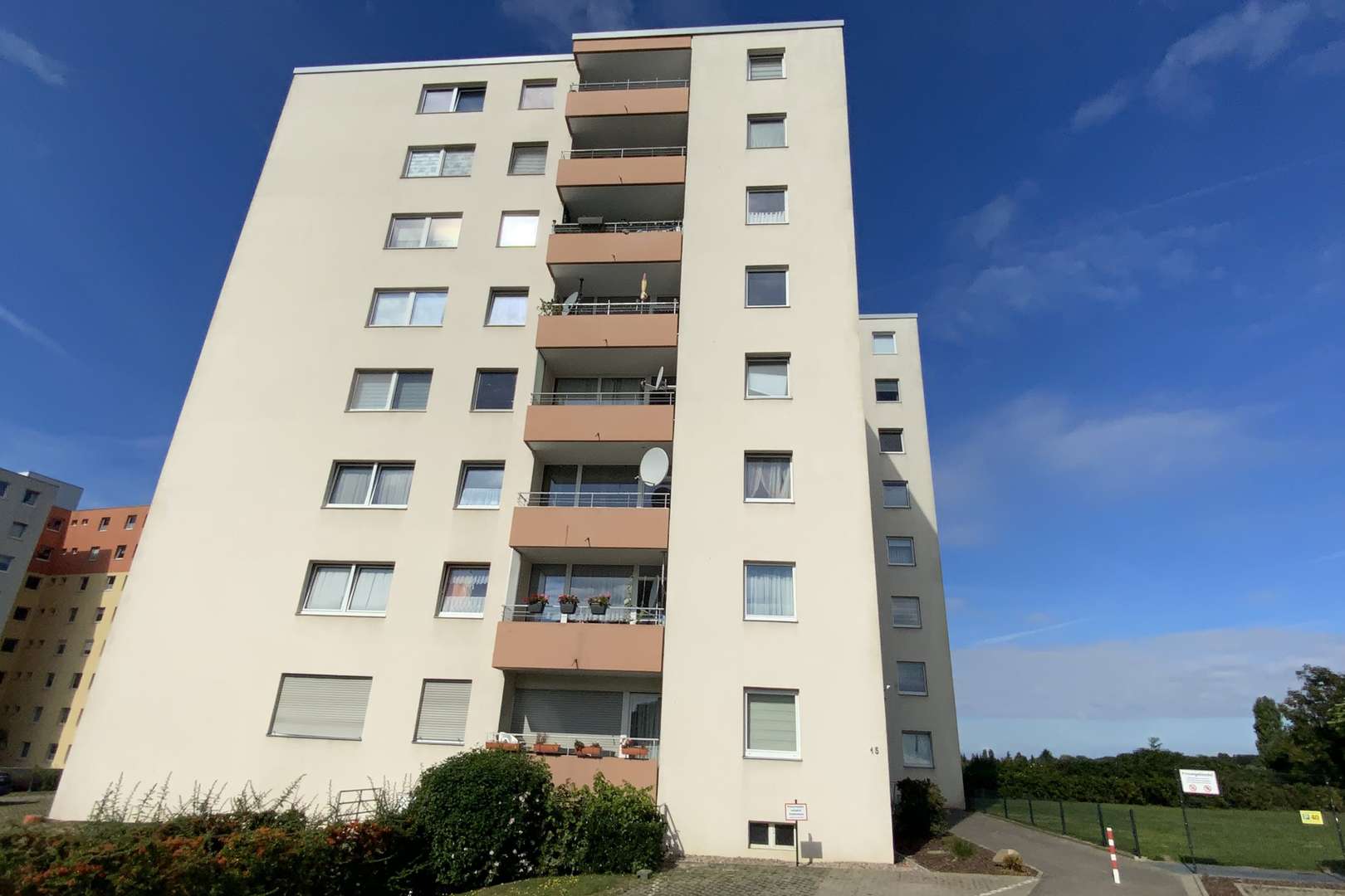 Außenansicht - Etagenwohnung in 32105 Bad Salzuflen mit 81m² kaufen