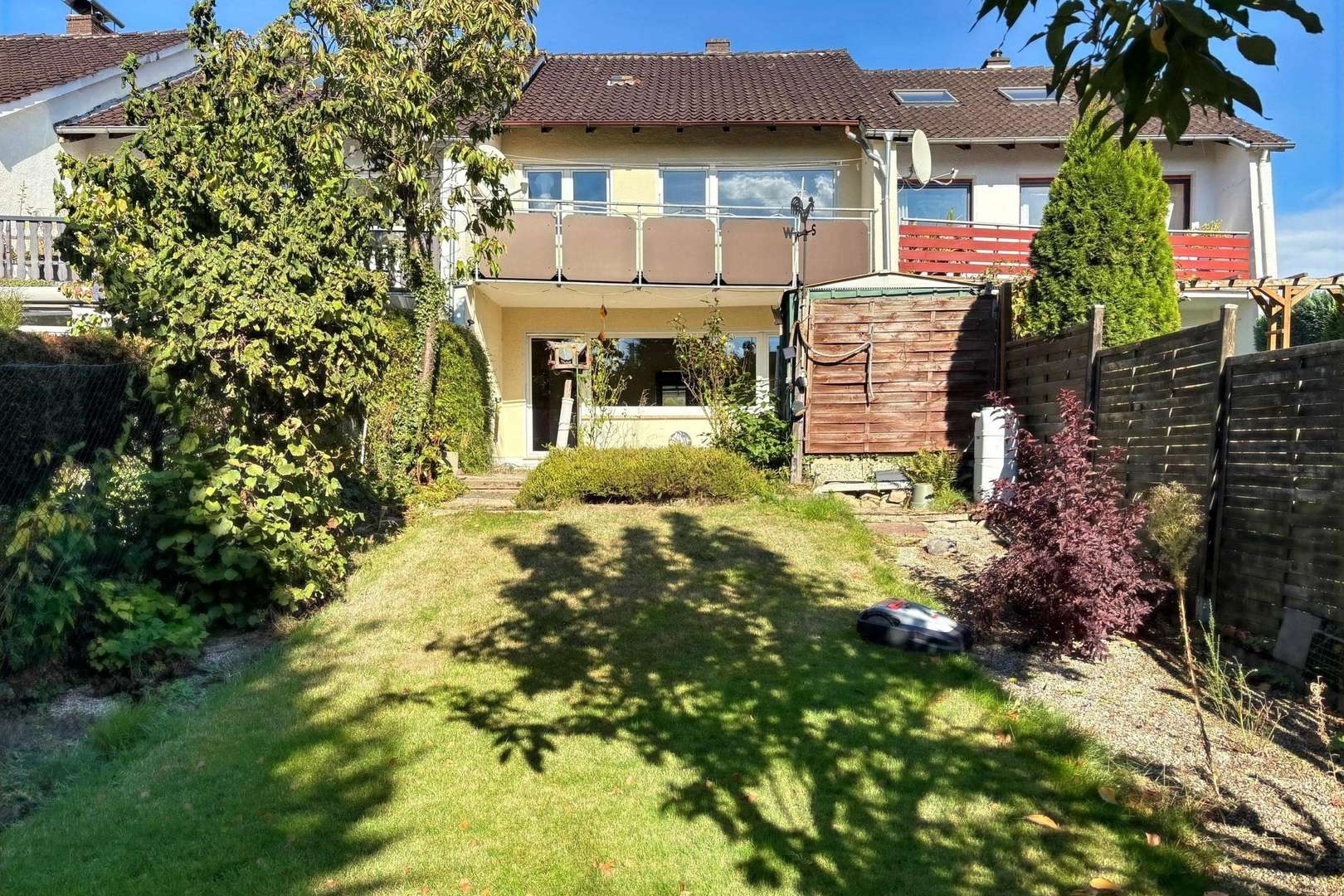 Blick aus dem Garten - Reihenmittelhaus in 32108 Bad Salzuflen mit 100m² kaufen