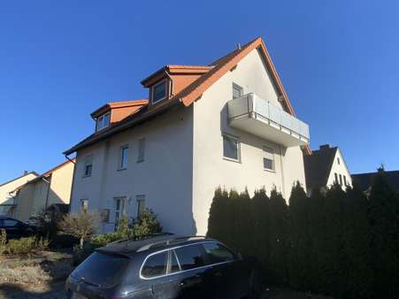 Westbalkon der Dachgeschosswohnung - Mehrfamilienhaus in 32108 Bad Salzuflen mit 263m² als Kapitalanlage kaufen