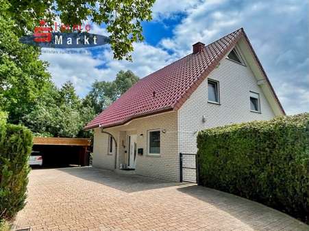 Hof-Ansicht Hof-Ansicht - Einfamilienhaus in 32361 Preußisch Oldendorf mit 156m² kaufen