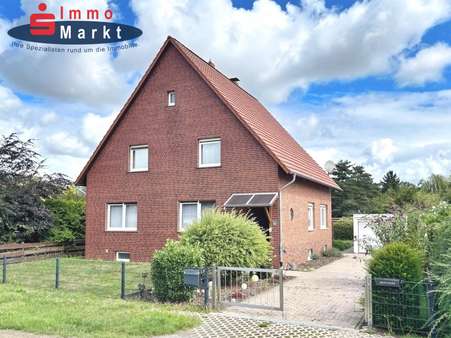 Außenansicht 2 Außenansicht 2 - Einfamilienhaus in 32469 Petershagen mit 90m² kaufen