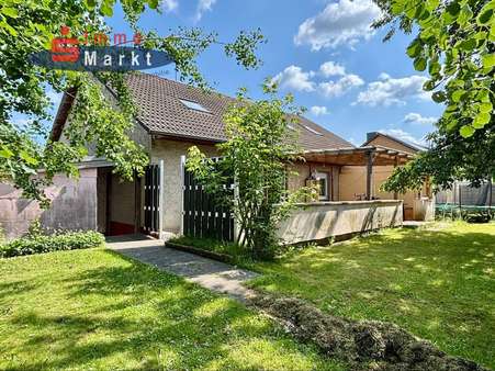 Süd-West-Ansicht - Einfamilienhaus in 32361 Preußisch Oldendorf mit 204m² kaufen