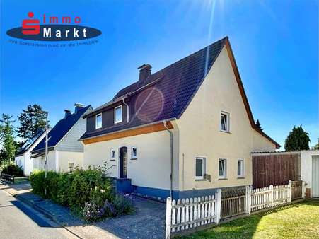Straßenansicht II Straßenansicht II - Einfamilienhaus in 32429 Minden mit 132m² kaufen