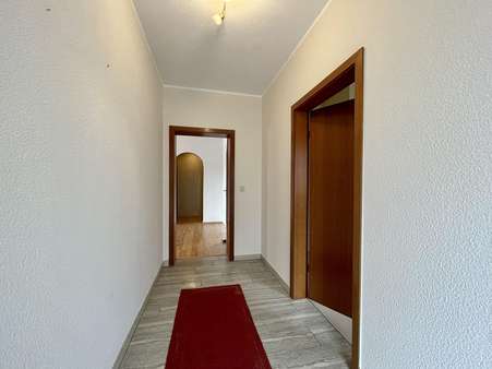 Eingangsflur - Terrassen-Wohnung in 32547 Bad Oeynhausen mit 98m² kaufen