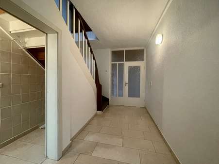 Eingangsbereich - Einfamilienhaus in 32549 Bad Oeynhausen mit 180m² kaufen