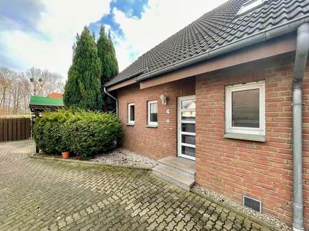Frontansicht - Doppelhaushälfte in 32549 Bad Oeynhausen mit 117m² kaufen