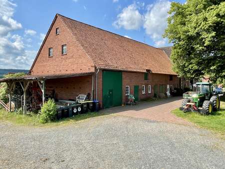 Stallgebäude - Bauernhaus in 32457 Porta Westfalica mit 334m² kaufen