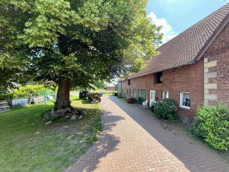 Stallgebäude - Bauernhaus in 32457 Porta Westfalica mit 334m² kaufen