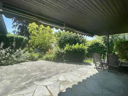 Terrasse Terrasse - Einfamilienhaus in 32549 Bad Oeynhausen mit 215m² kaufen