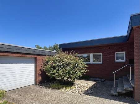 Eingangsbereich - Bungalow in 32457 Porta Westfalica mit 140m² kaufen