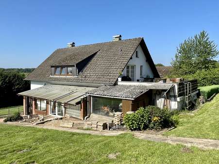 Rückansicht - Zweifamilienhaus in 32457 Porta Westfalica mit 205m² kaufen