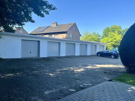 Garagen - Dachgeschosswohnung in 32547 Bad Oeynhausen mit 65m² kaufen