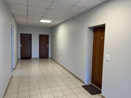 Flur 3. Etage - Etagenwohnung in 32545 Bad Oeynhausen mit 101m² kaufen