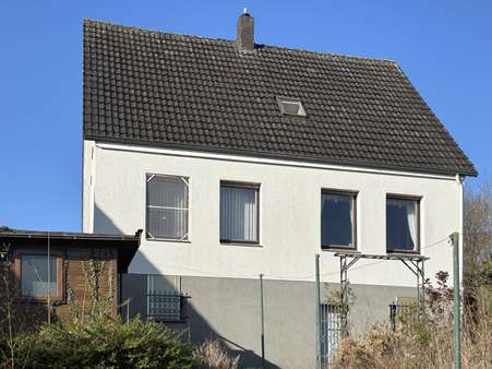 Gartenansicht - Einfamilienhaus in 32602 Vlotho mit 90m² kaufen