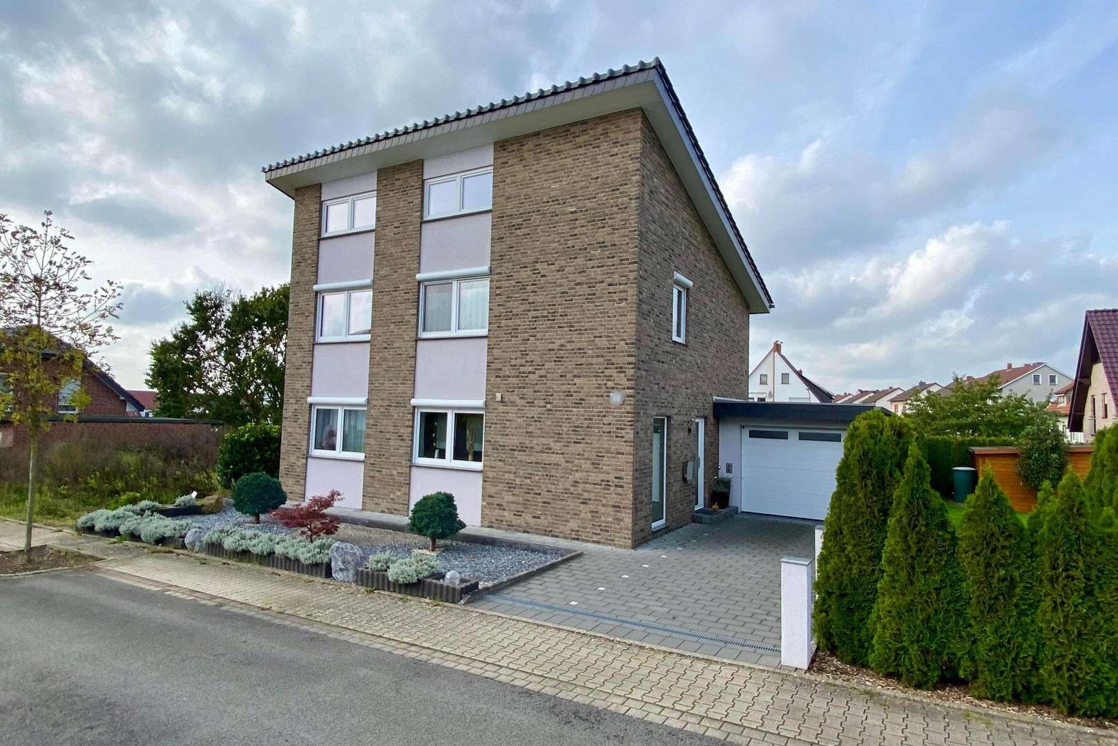 Hauptansicht - Einfamilienhaus in 32278 Kirchlengern mit 125m² kaufen