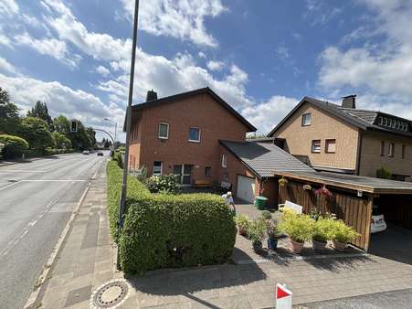 3 3 - Zweifamilienhaus in 32584 Löhne mit 280m² als Kapitalanlage kaufen