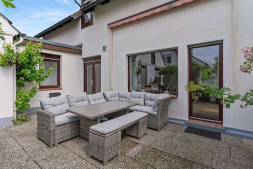 Terrasse - Zweifamilienhaus in 32049 Herford mit 212m² kaufen