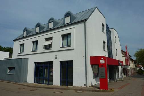 Hofansicht - Etagenwohnung in 32545 Bad Oeynhausen mit 103m² kaufen