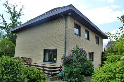 Seitenansicht - Einfamilienhaus in 32257 Bünde mit 186m² günstig kaufen