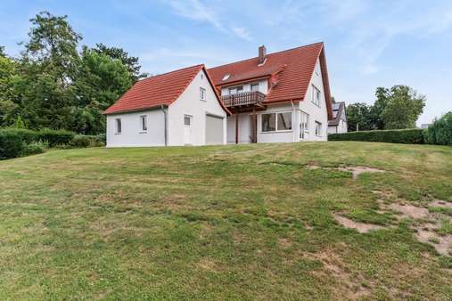 Gartenansicht Gartenansicht - Zweifamilienhaus in 32052 Herford mit 261m² kaufen