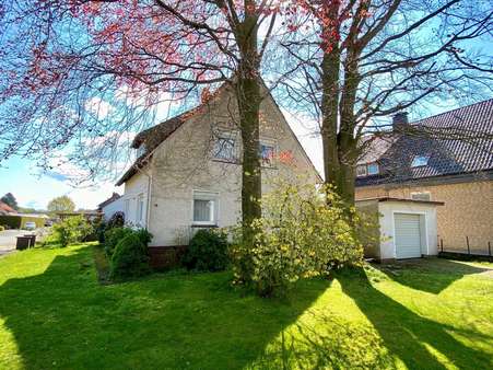 Außen2 - Einfamilienhaus in 32584 Löhne mit 120m² kaufen