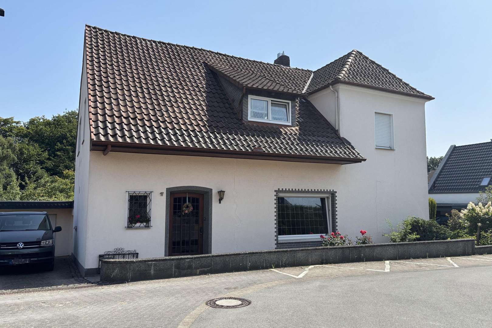 Straßenansicht Straßenansicht - Einfamilienhaus in 32130 Enger mit 212m² kaufen